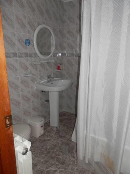 Hostal El Portalico Linares de Mora ภายนอก รูปภาพ